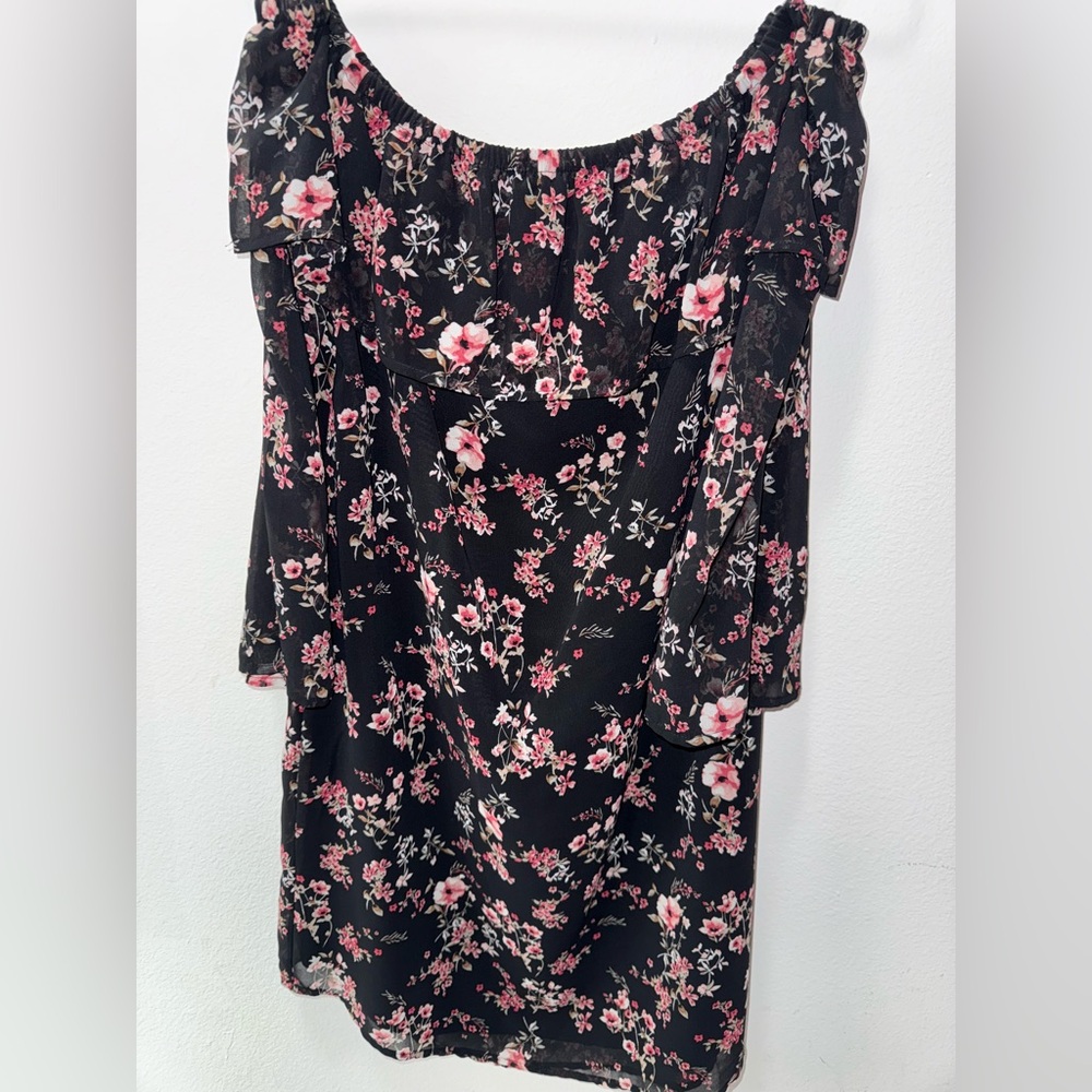 Beautiful Floral Strapless shoulder dress